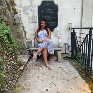 Meet your Posher, Ashley